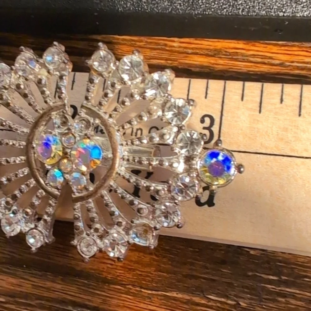 Vintage Blue Rhinestone Silver Tone fower Pin Brooch